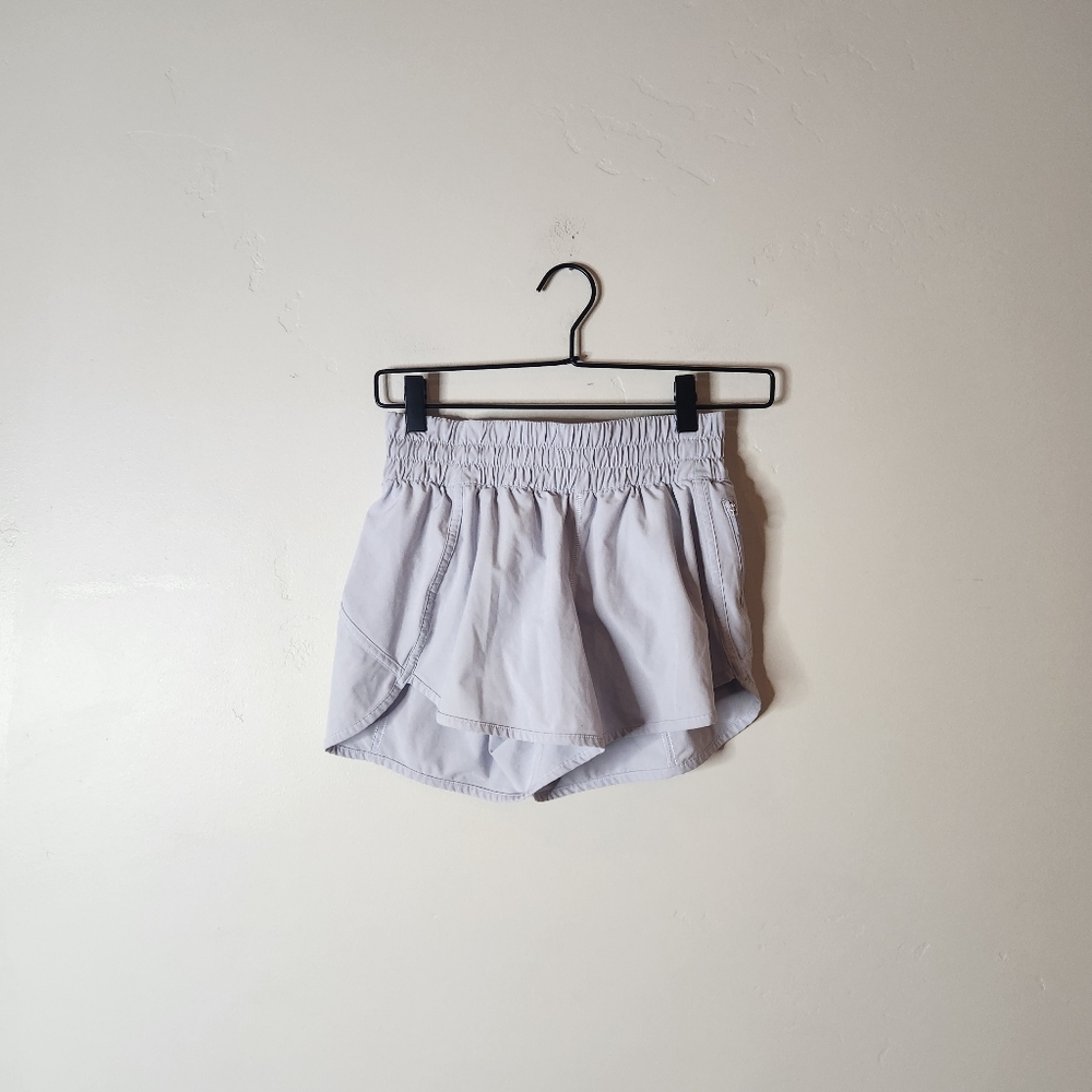 Lululemon Track That High-Rise Short 3" Lined Size 6 - Picture 2 of 6